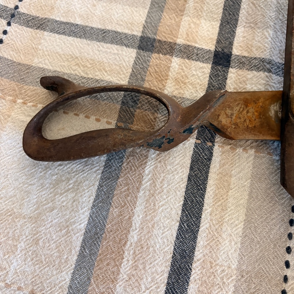 Antique J Wiss & Sons Tailor Seamstress Scissors Shears 1900s Unrestored Steel - Picture 8 of 12